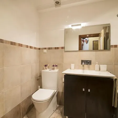 Apartment Grand Parliment Duplex By Homing *